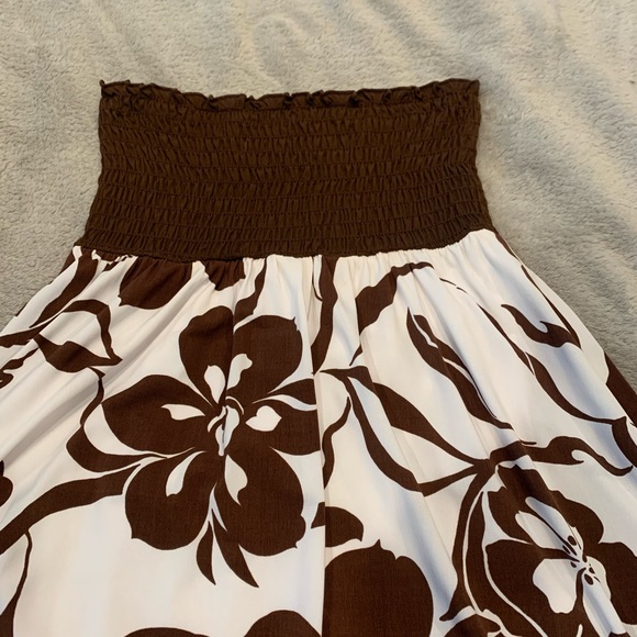 Dress - Picture 11 of 11